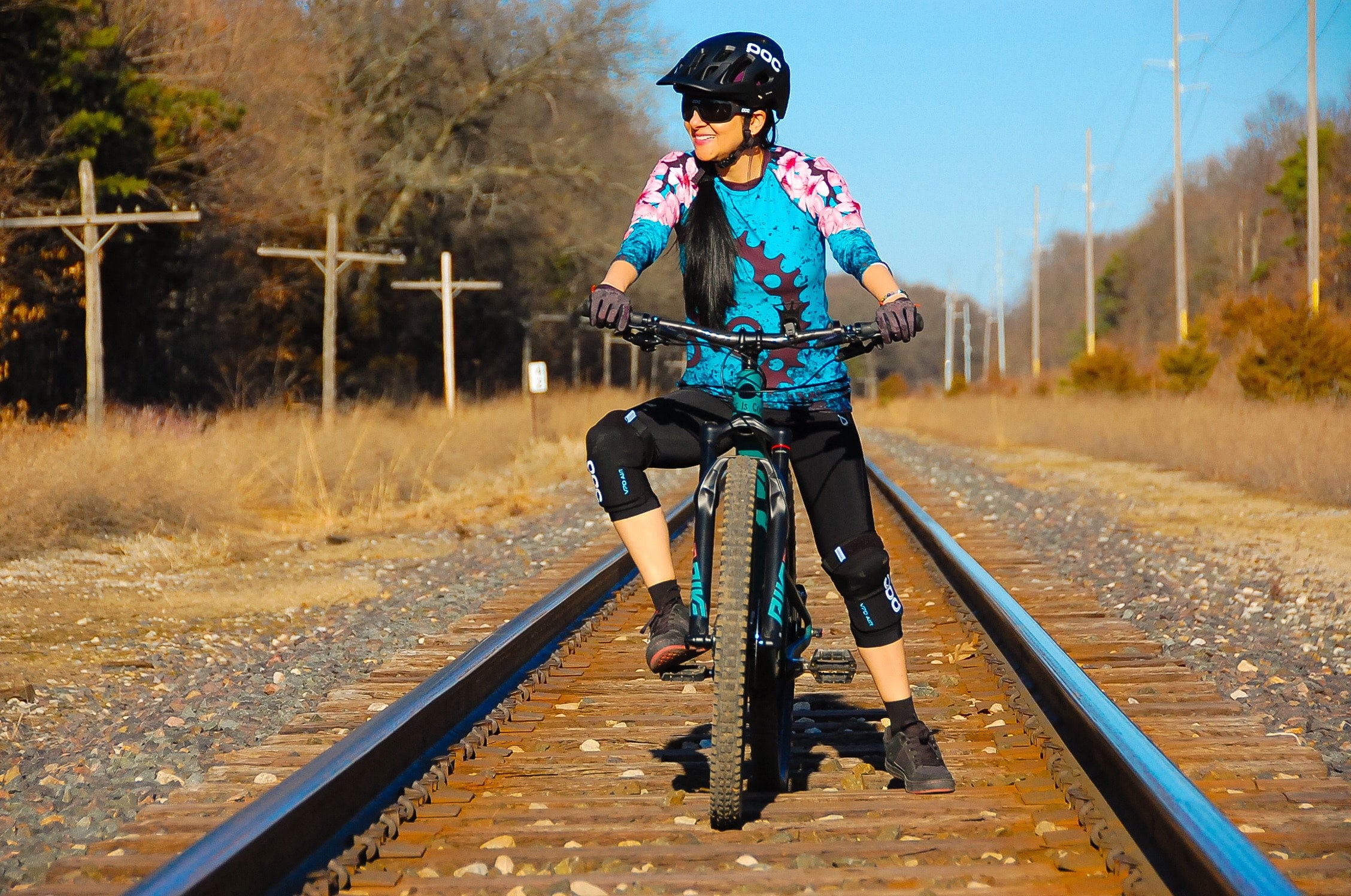 Bike shop outfit women